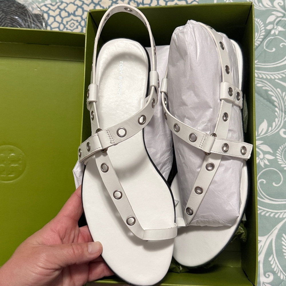 Tory Burch Eyelet Toe Ring Sandals - Picture 9 of 9